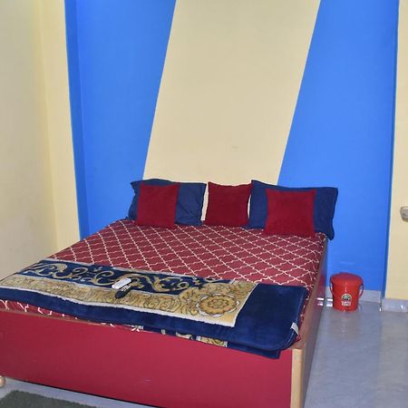 Veda'S Grand P.G Hotel Varanasi Exterior foto